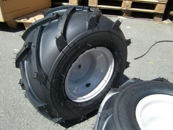8 2 Stück MTD Agrarbereifung Rasentraktor Reifen mit Felge 18" x 9.5" 